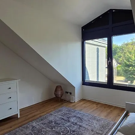 Apartment Pauline, 4 Pers 140qm, Fußläufig Fei World C Aachen Herzogenrath